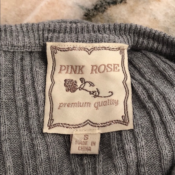 Pink Rose cable sweater - Picture 4 of 6